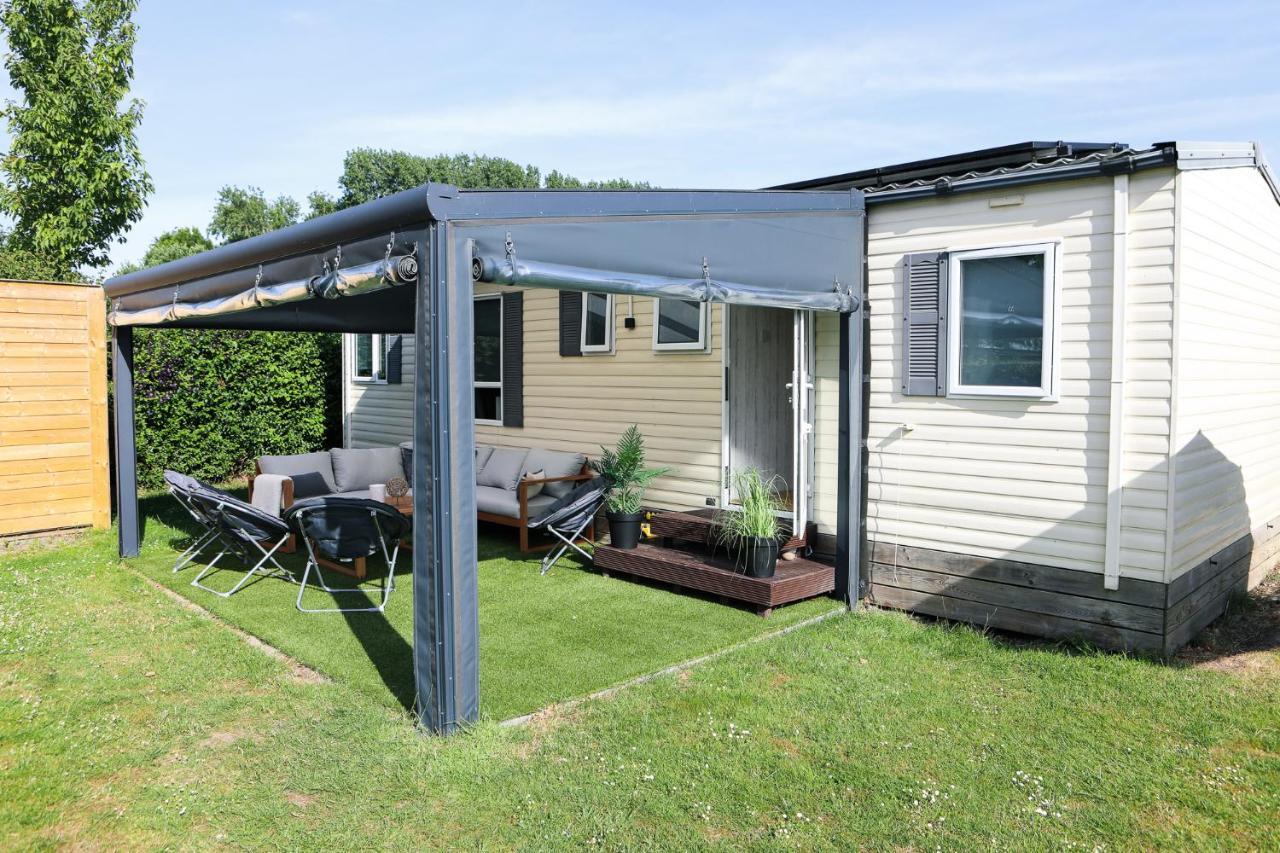 Chalet Op 5* Camping De Paardekreek Kortgene Exterior foto